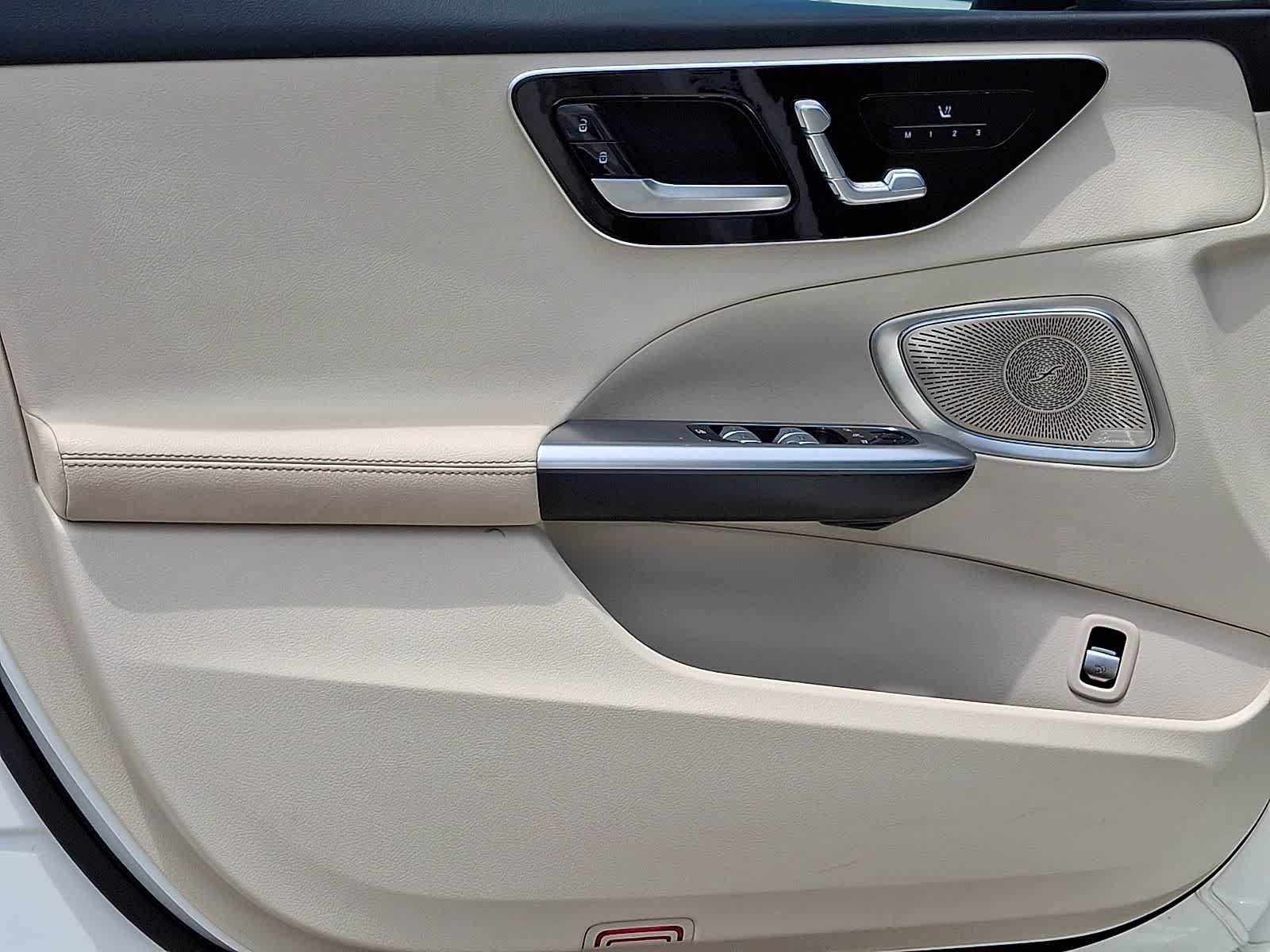 Used 2022 Mercedes-Benz C 300 4MATIC Sedan w/ Pinnacle Trim Package image 15