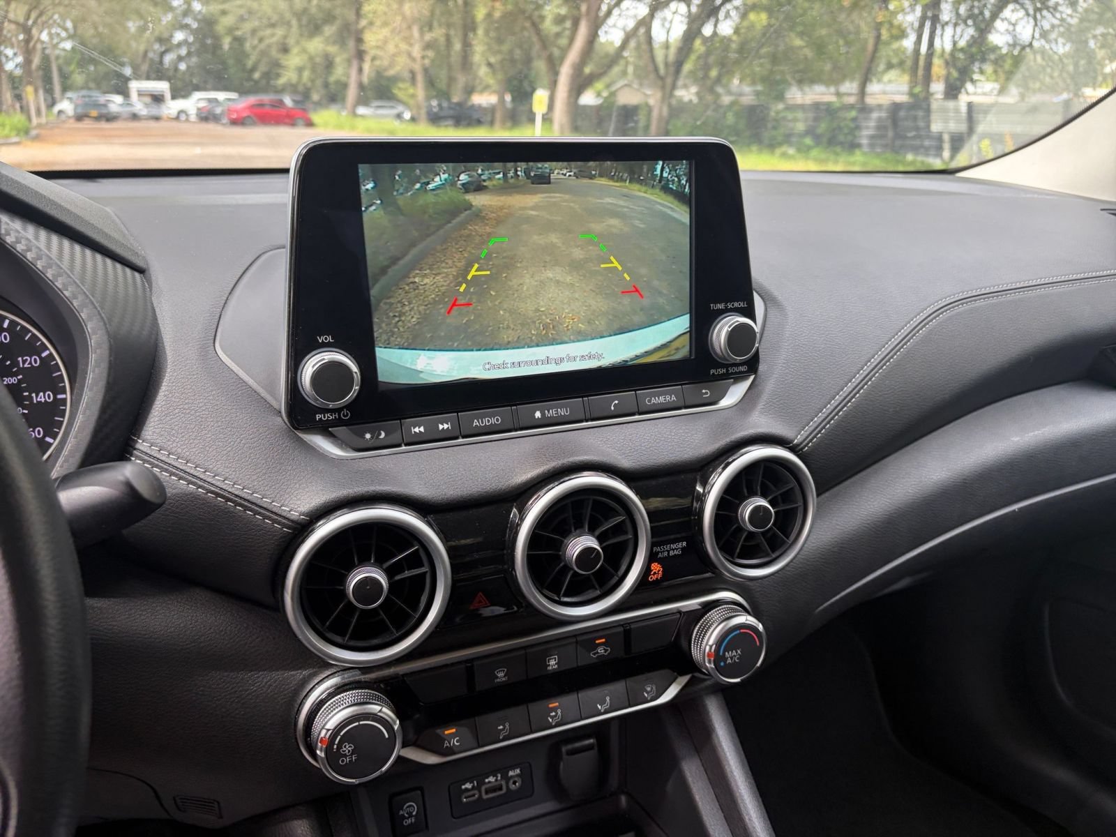 Used 2025 Nissan Sentra SV FWD image 22