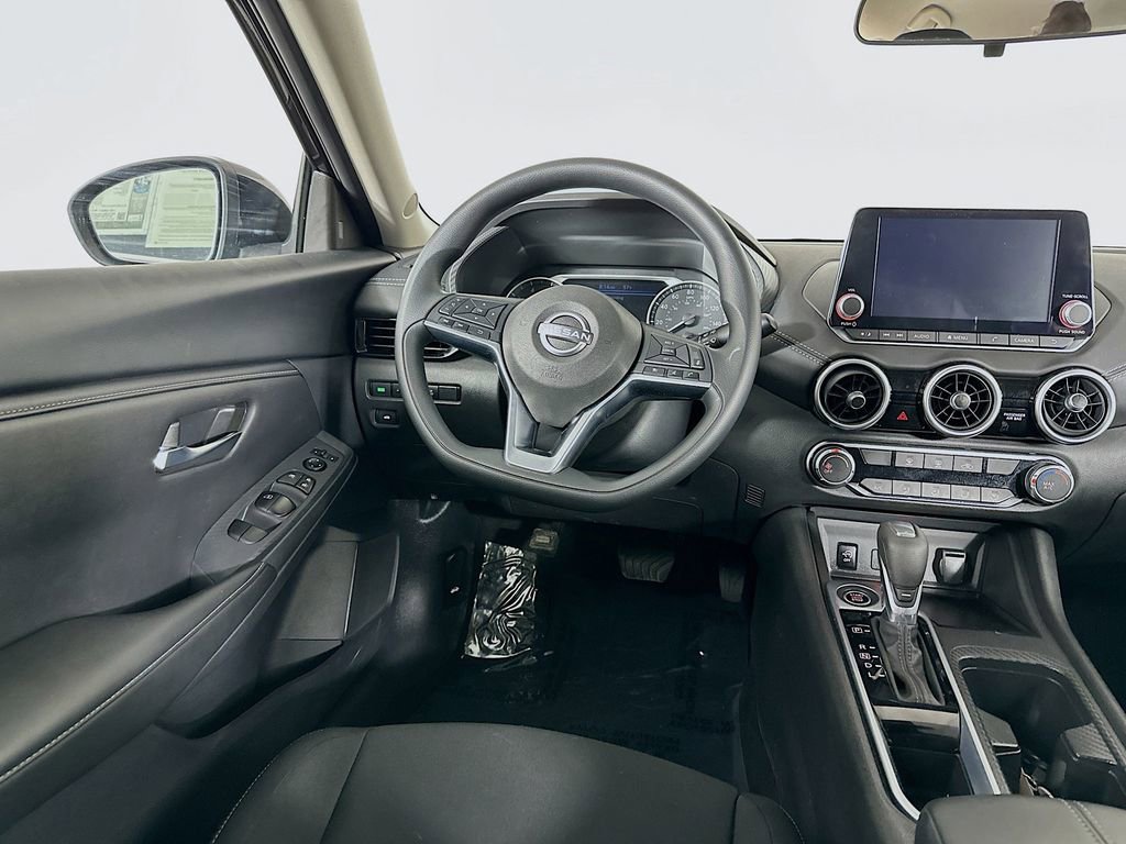 Used 2025 Nissan Sentra SV image 28
