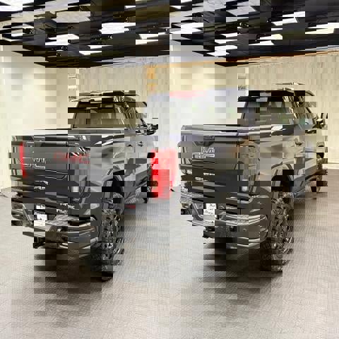 New 2026 GMC Sierra 1500 AT4X w/ AT4X AEV Edition image 5