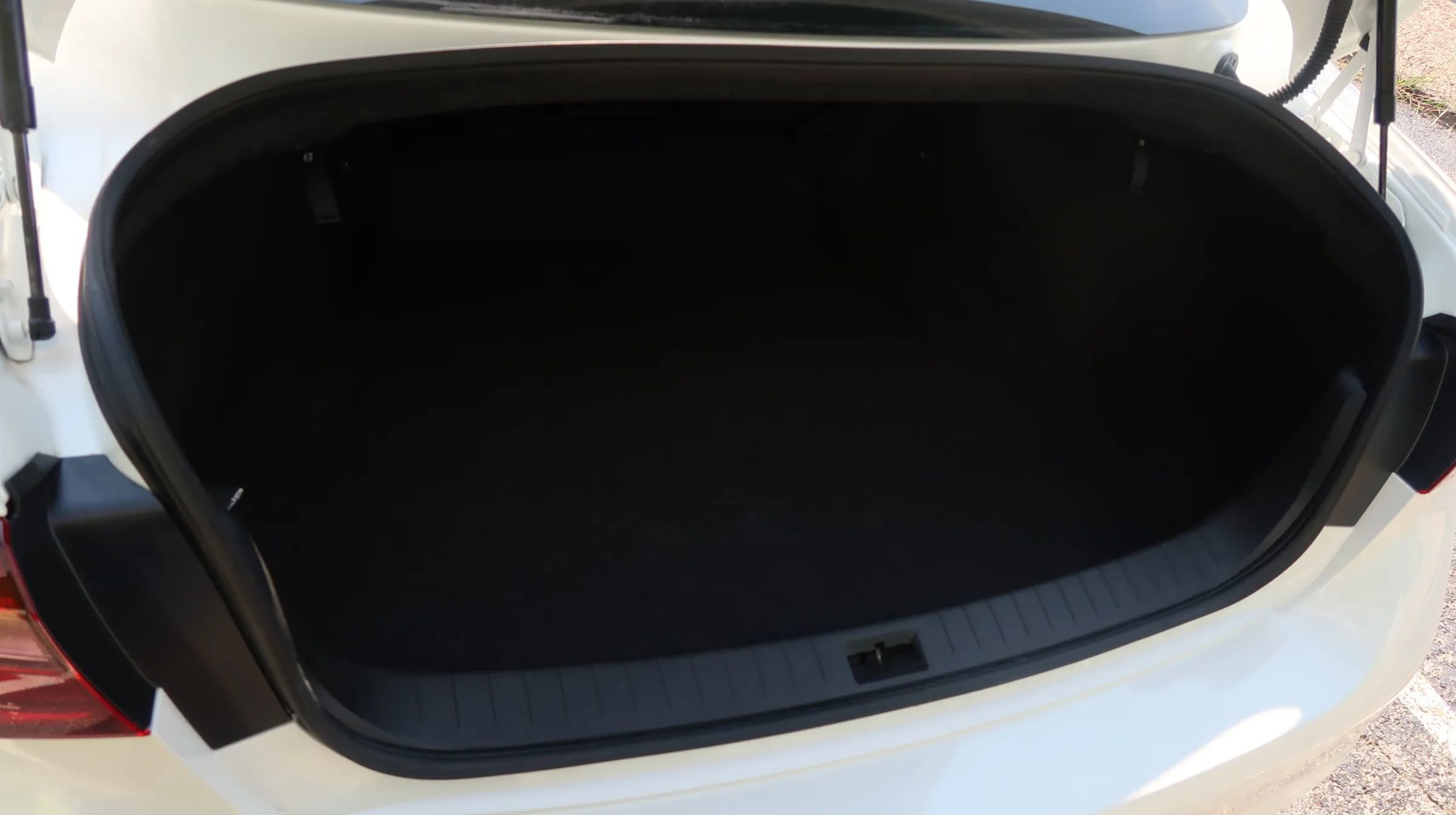 Used 2024 INFINITI Q50 Red Sport 400 RWD image 13