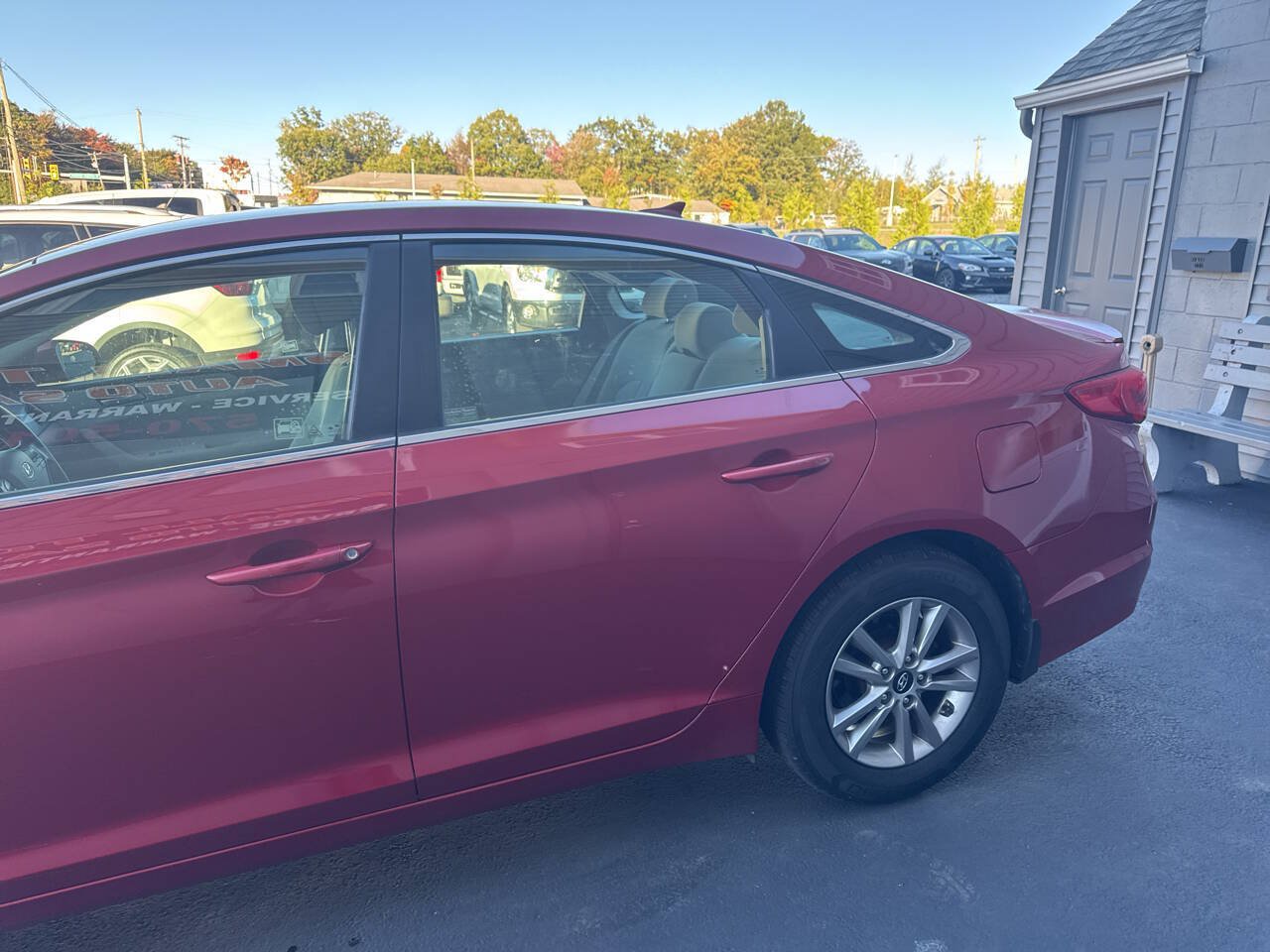 Used 2017 Hyundai Sonata SE FWD image 5