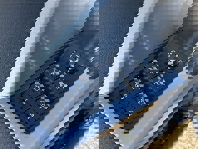 Used 2020 Audi Q3 2.0T Premium w/ Convenience Package image 23