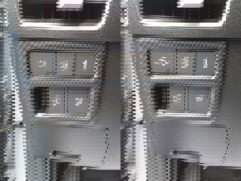 Certified 2025 Hyundai Sonata Limited image 17