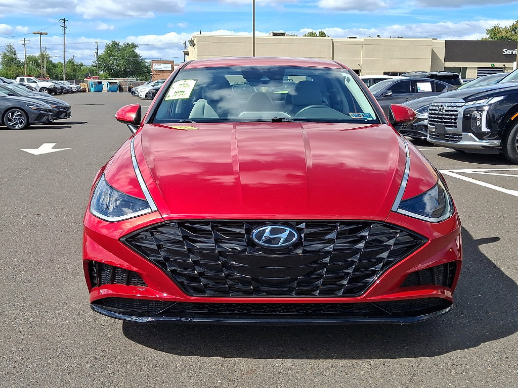 Used 2020 Hyundai Sonata SEL w/ Convenience Package FWD image 2