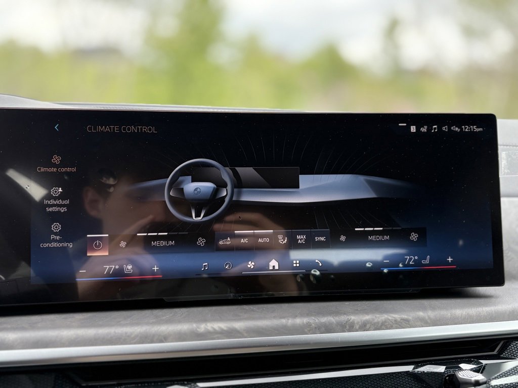 Used 2026 BMW X7 xDrive40i w/ M Sport Package image 10