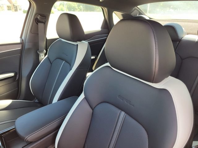 New 2026 Kia K5 GT-Line FWD image 10