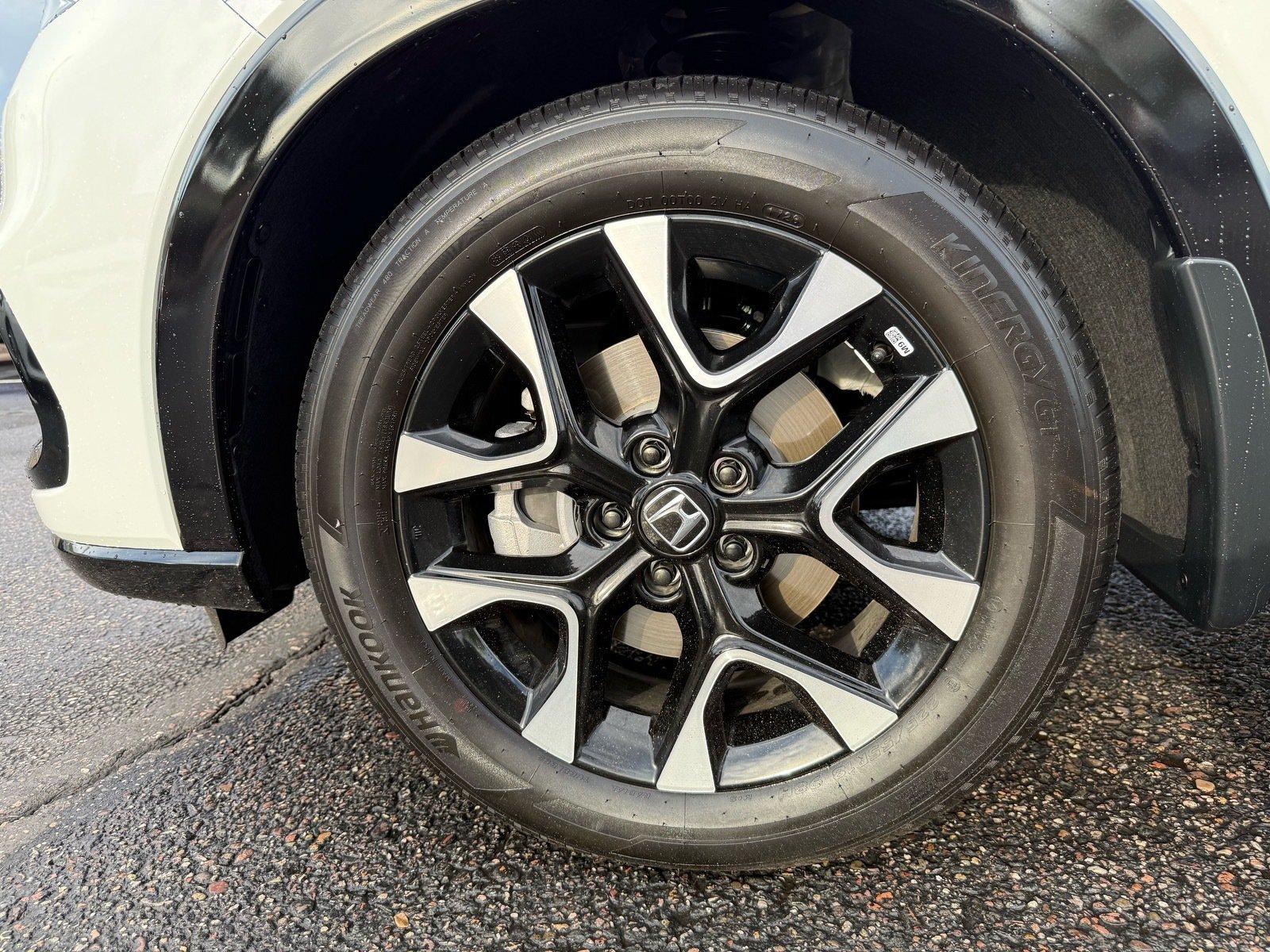 Certified 2027 Honda HR-V EX-L image 12