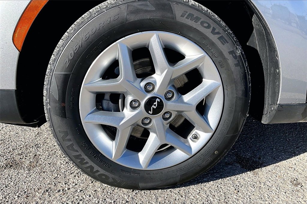 Used 2023 Kia Soul LX w/ Option Group 015 image 8