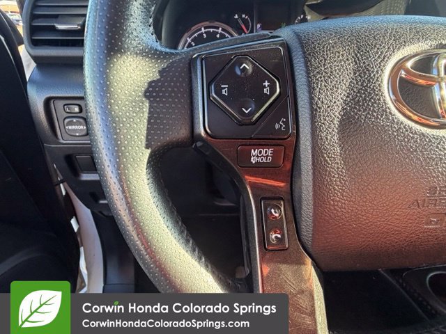 Used 2022 Toyota 4Runner TRD Off-Road AWD/4WD image 16