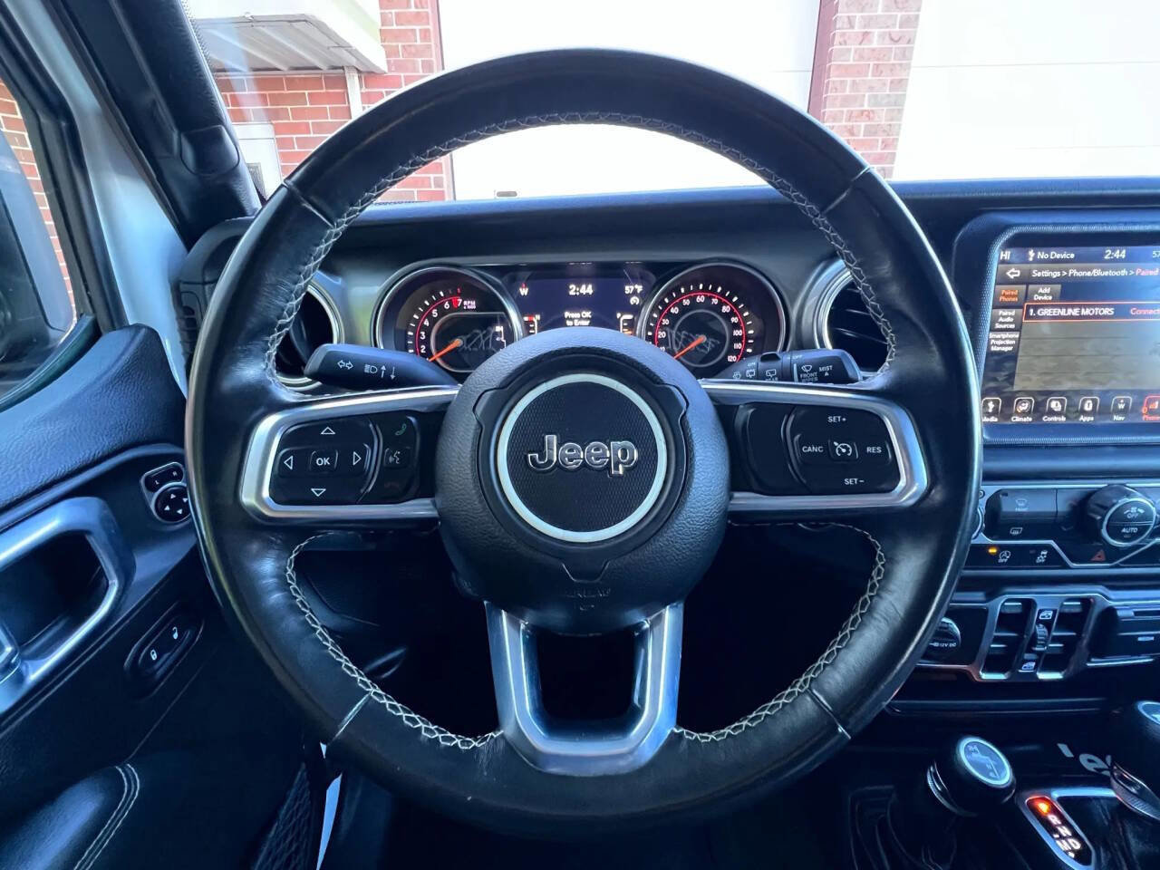 Used 2020 Jeep Wrangler Unlimited Sahara w/ Uconnect 4C Nav & Sound Group AWD/4WD image 27