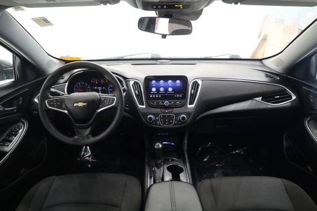 Used 2019 Chevrolet Malibu LT w/ Driver Confidence Package II image 12