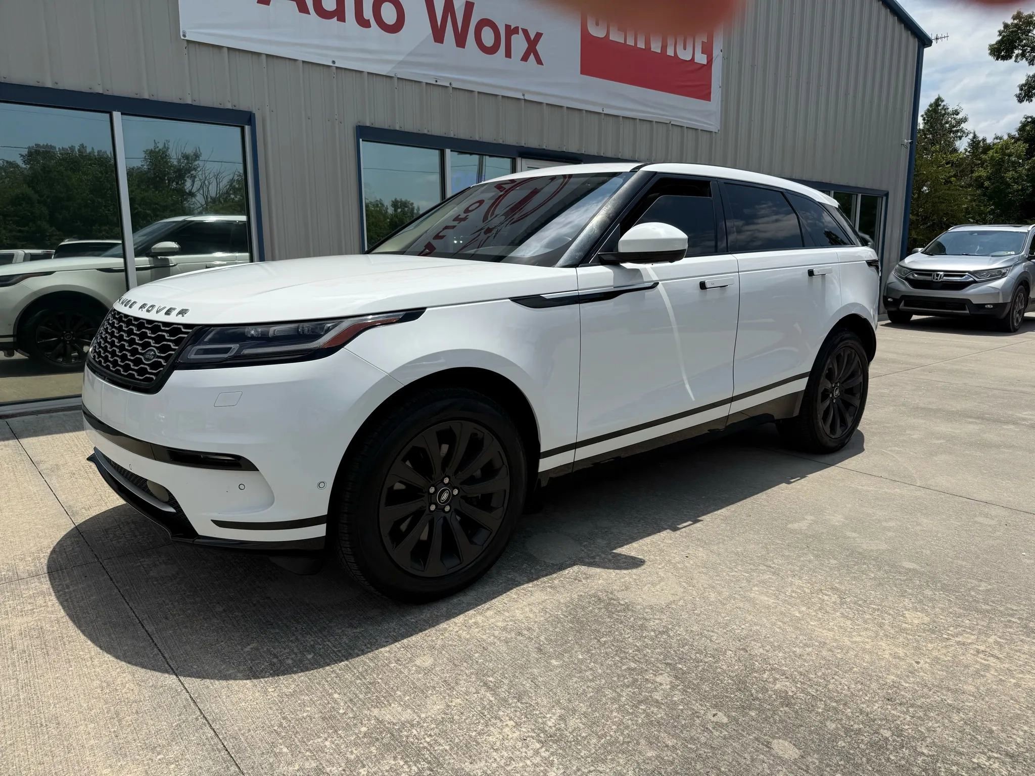 Used 2020 Land Rover Range Rover Velar S image 26