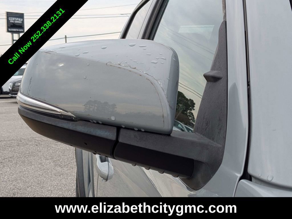 Used 2019 Toyota Tacoma SR image 11