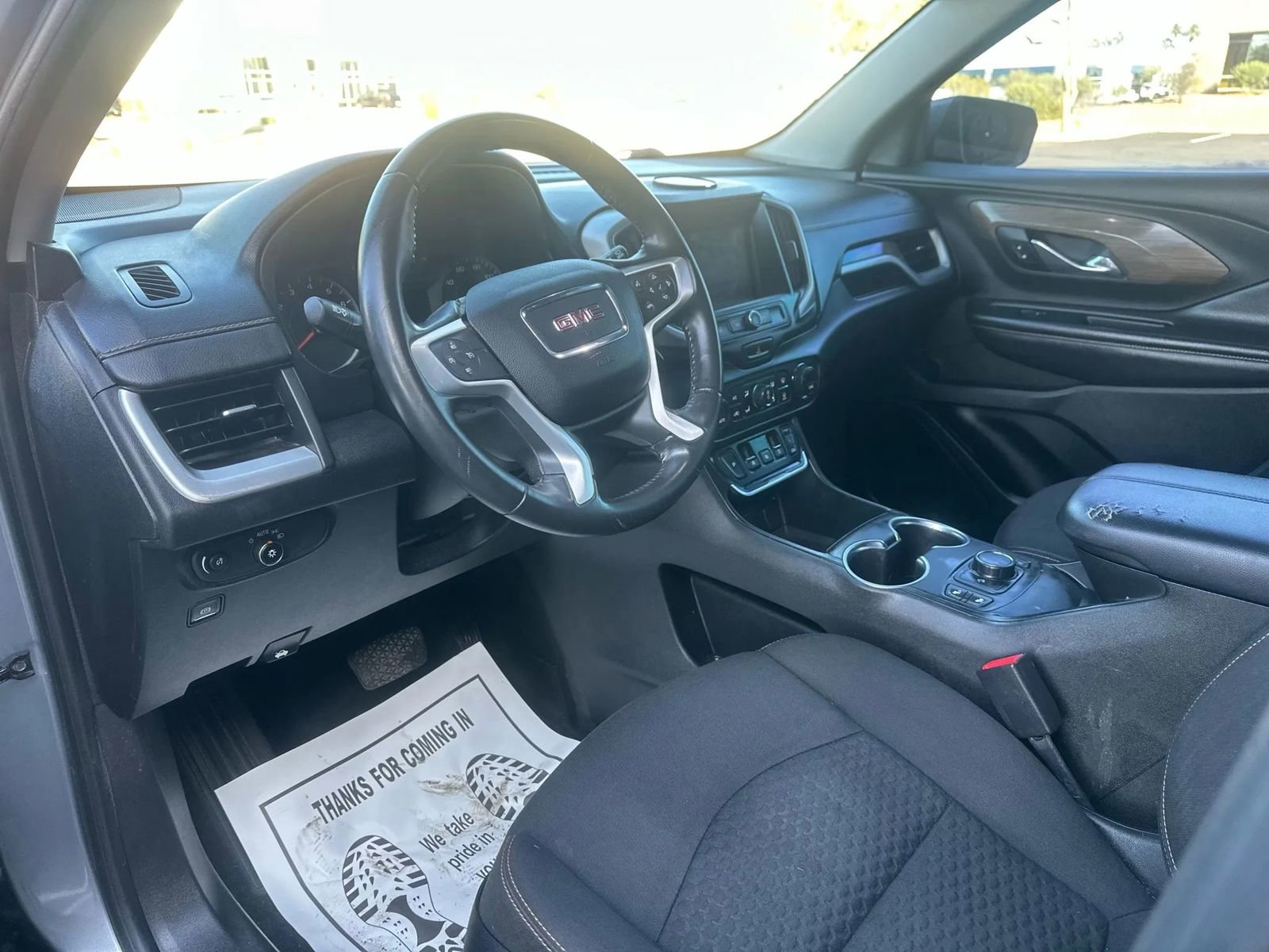 Used 2018 GMC Terrain SLE w/ Driver Convenience Package image 9