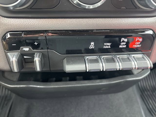 Used 2019 RAM 1500 Big Horn image 30