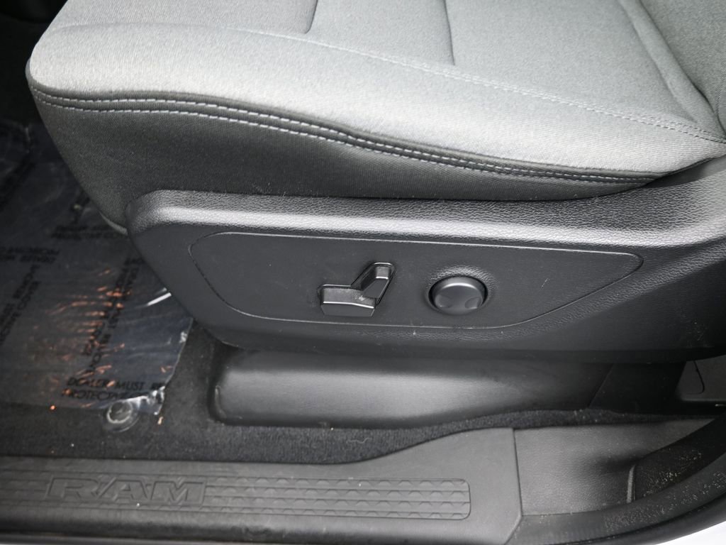 Used 2025 RAM 1500 Big Horn image 15