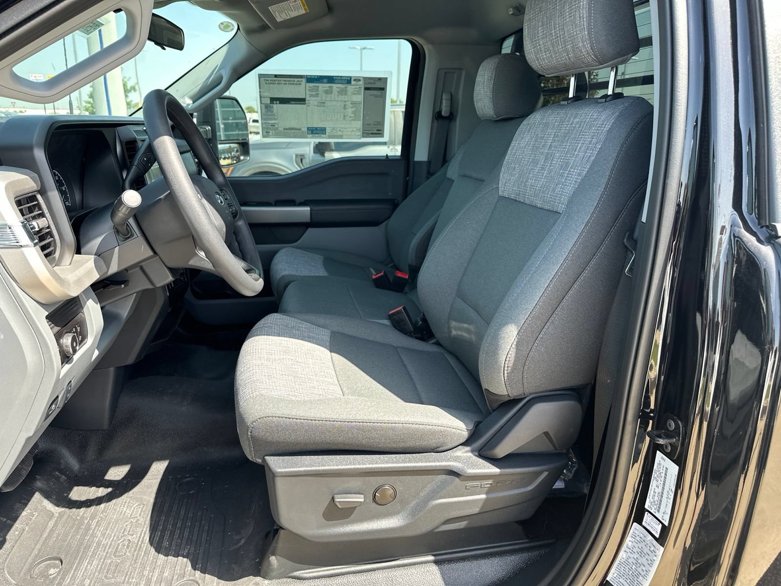 New 2026 Ford F450 XLT w/ XLT Value Package AWD/4WD image 12