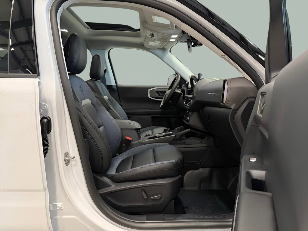 New 2025 Ford Bronco Sport Outer Banks w/ Sasquatch Outer Banks Package image 30