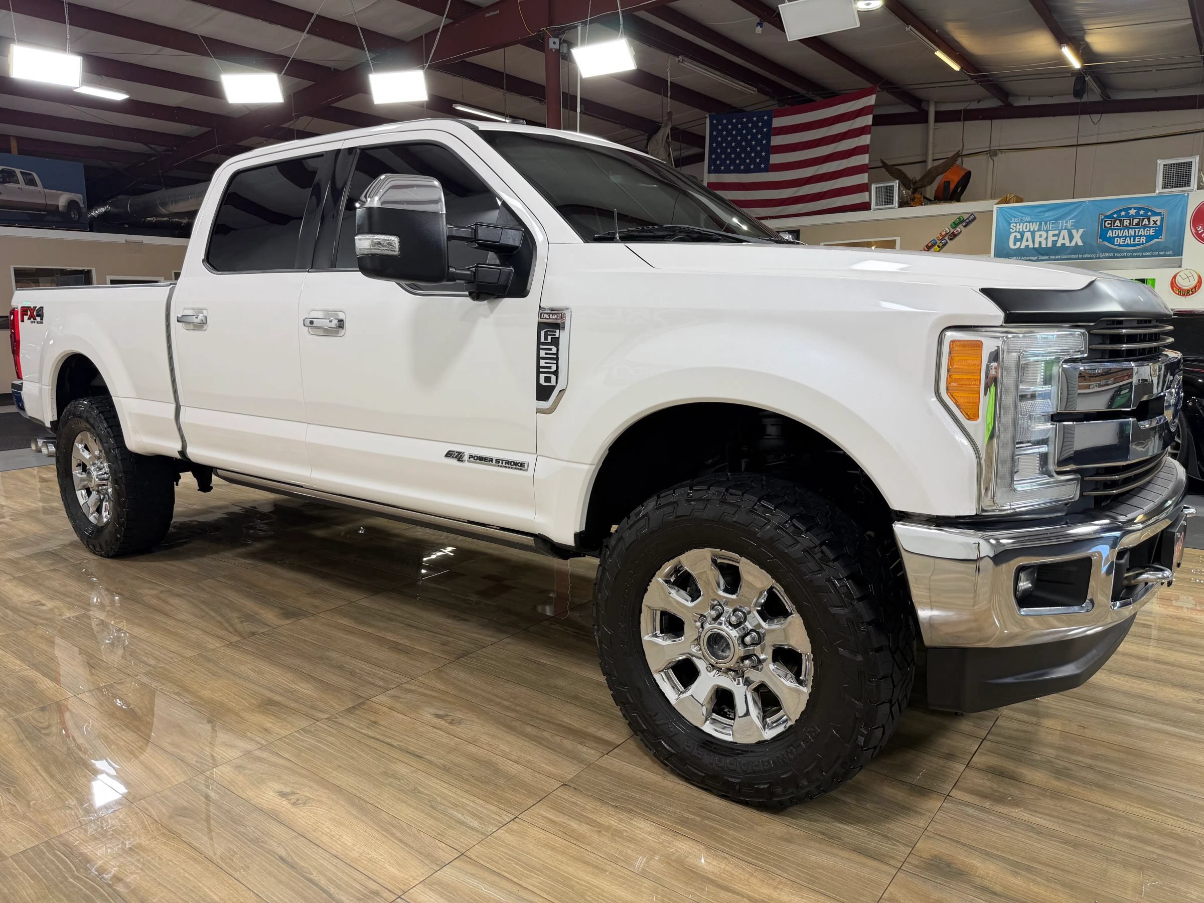 Used 2018 Ford F250 King Ranch w/ King Ranch Ultimate Package AWD/4WD image 4