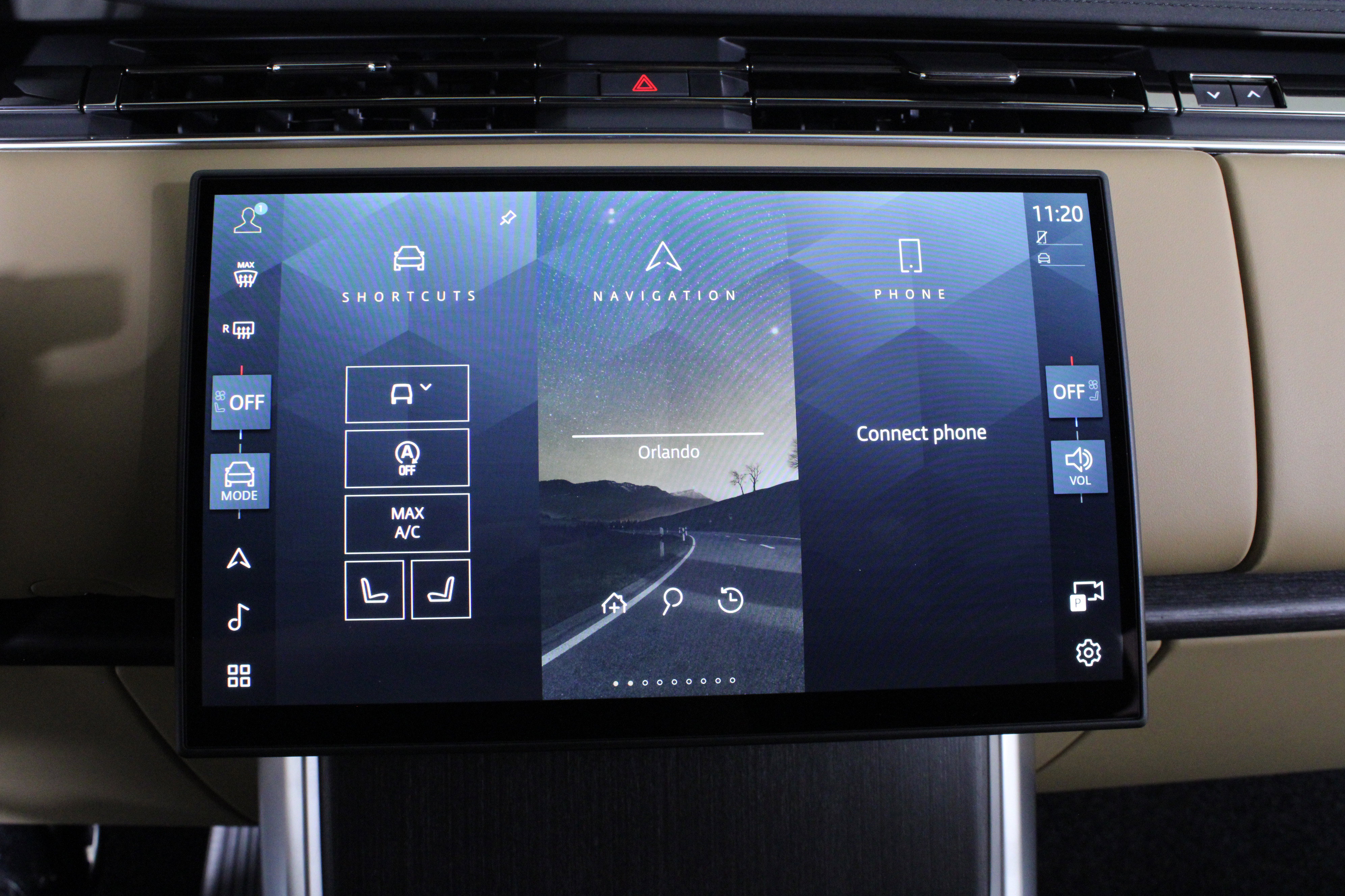 New 2026 Land Rover Range Rover SE image 20