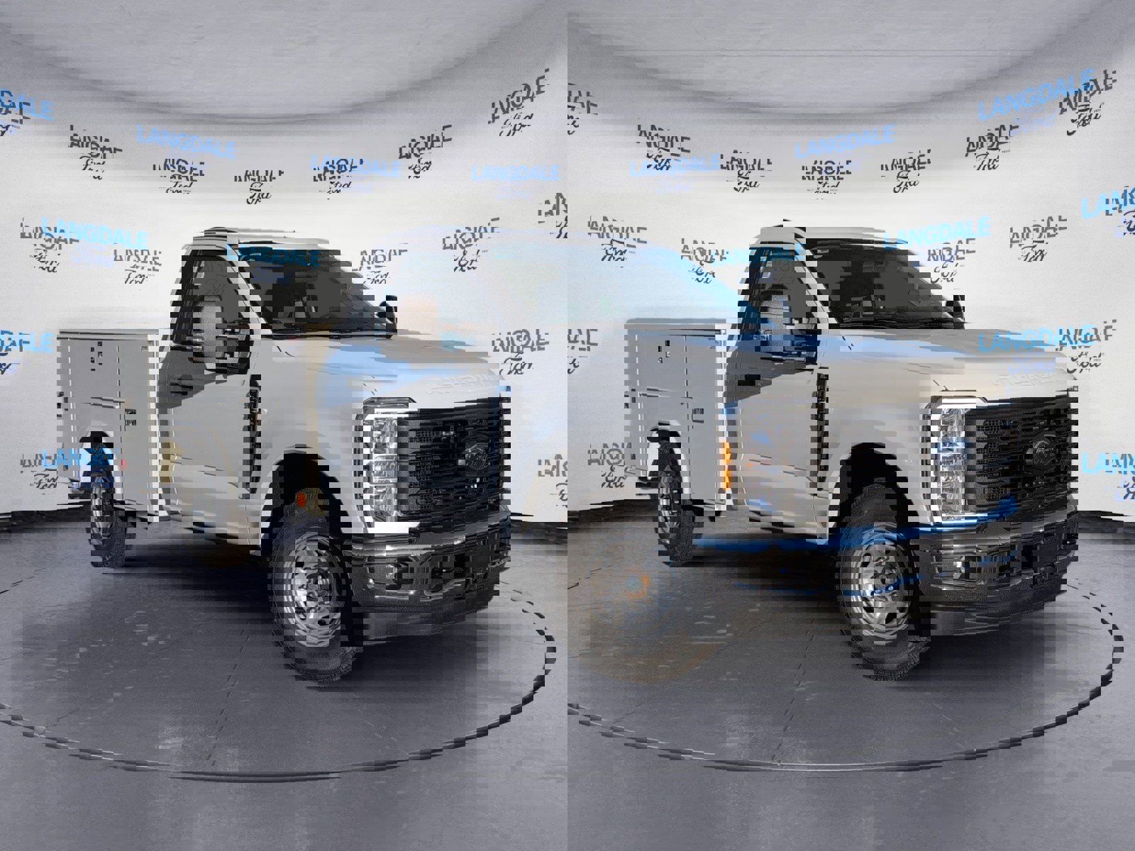 New 2026 Ford F250 XL w/ XL Chrome Package image 2