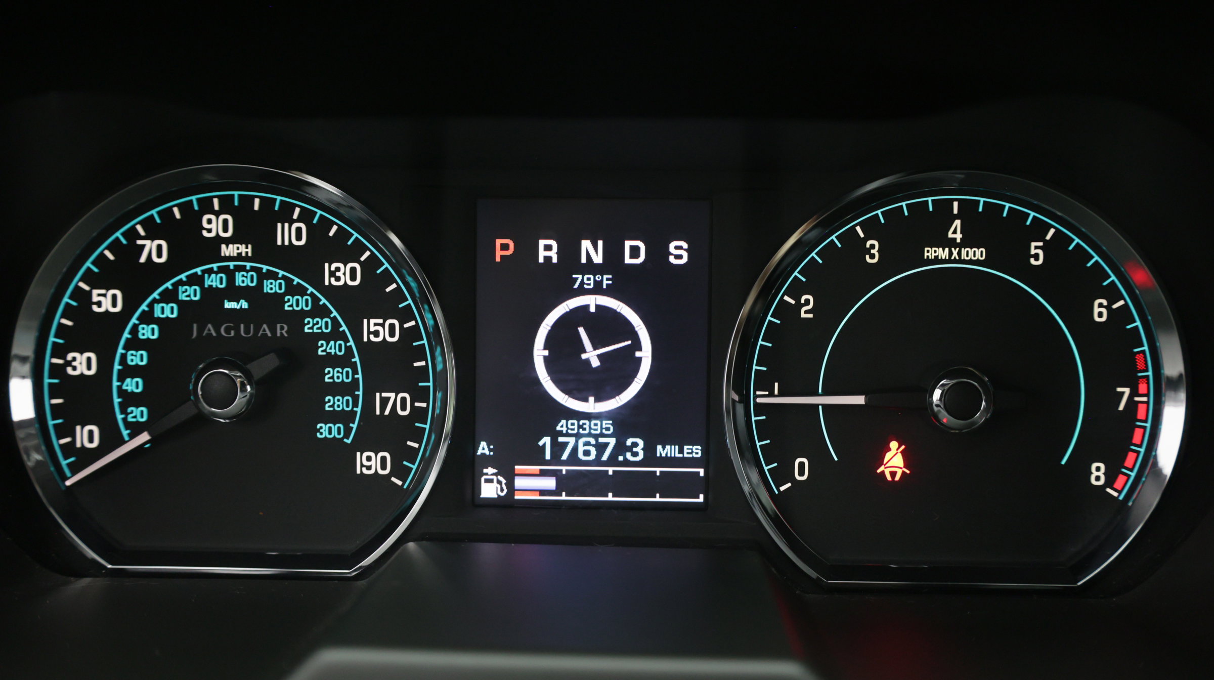Used 2013 Jaguar XF RWD image 25
