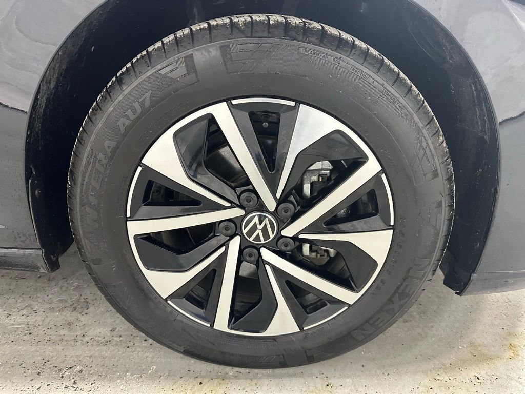 Used 2025 Volkswagen Jetta S image 58