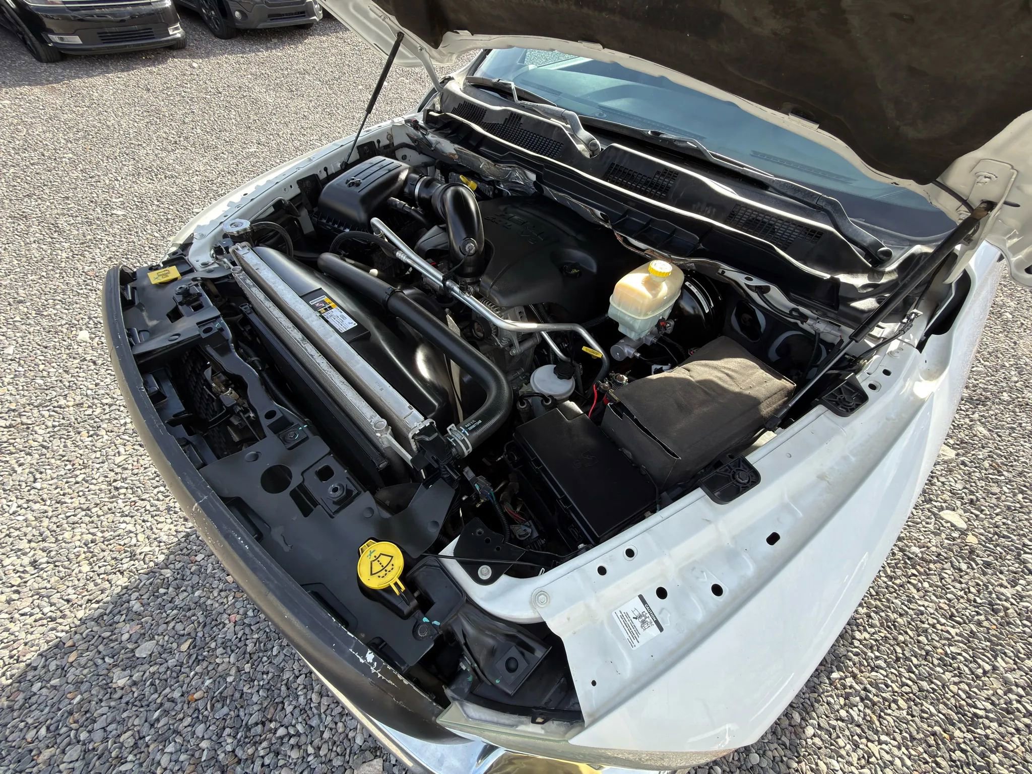 Used 2014 RAM 2500 ST AWD/4WD image 3