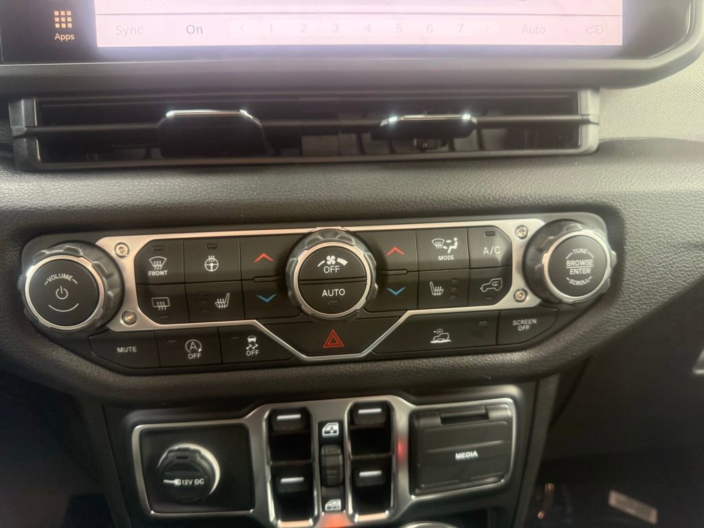 New 2025 Jeep Wrangler Unlimited Sport AWD/4WD image 24
