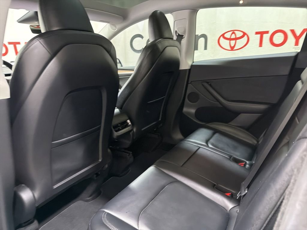 Used 2023 Tesla Model Y Long Range AWD/4WD image 17