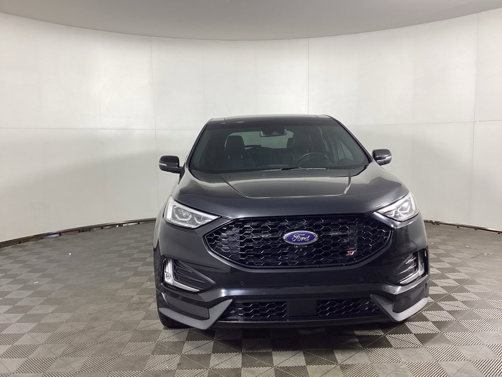 Used 2020 Ford Edge ST w/ Equipment Group 401A image 6