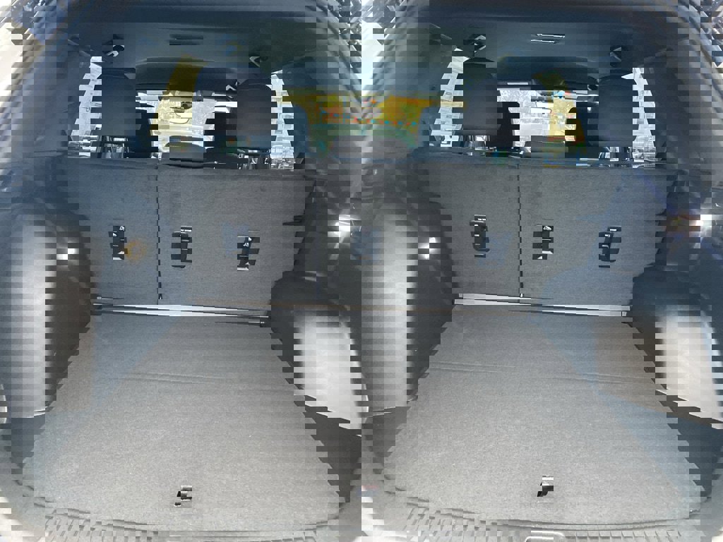 New 2026 Chevrolet Equinox LT w/ Midnight Edition image 11