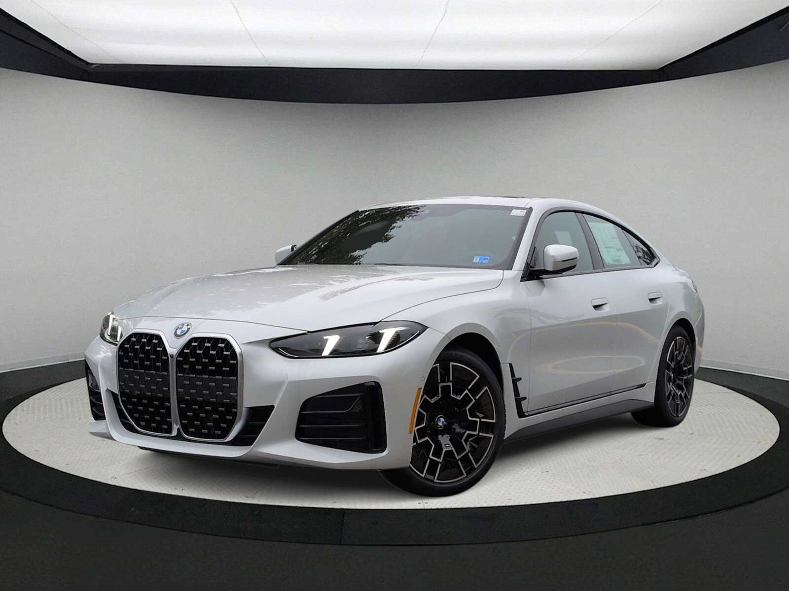 New 2026 BMW 430i xDrive w/ M Sport Package