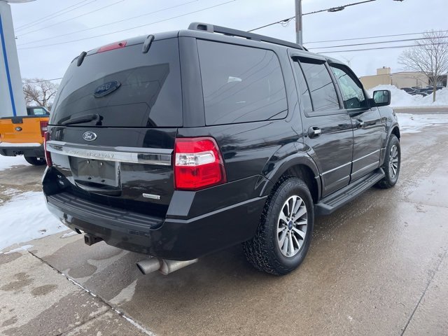 Used 2015 Ford Expedition XLT image 14