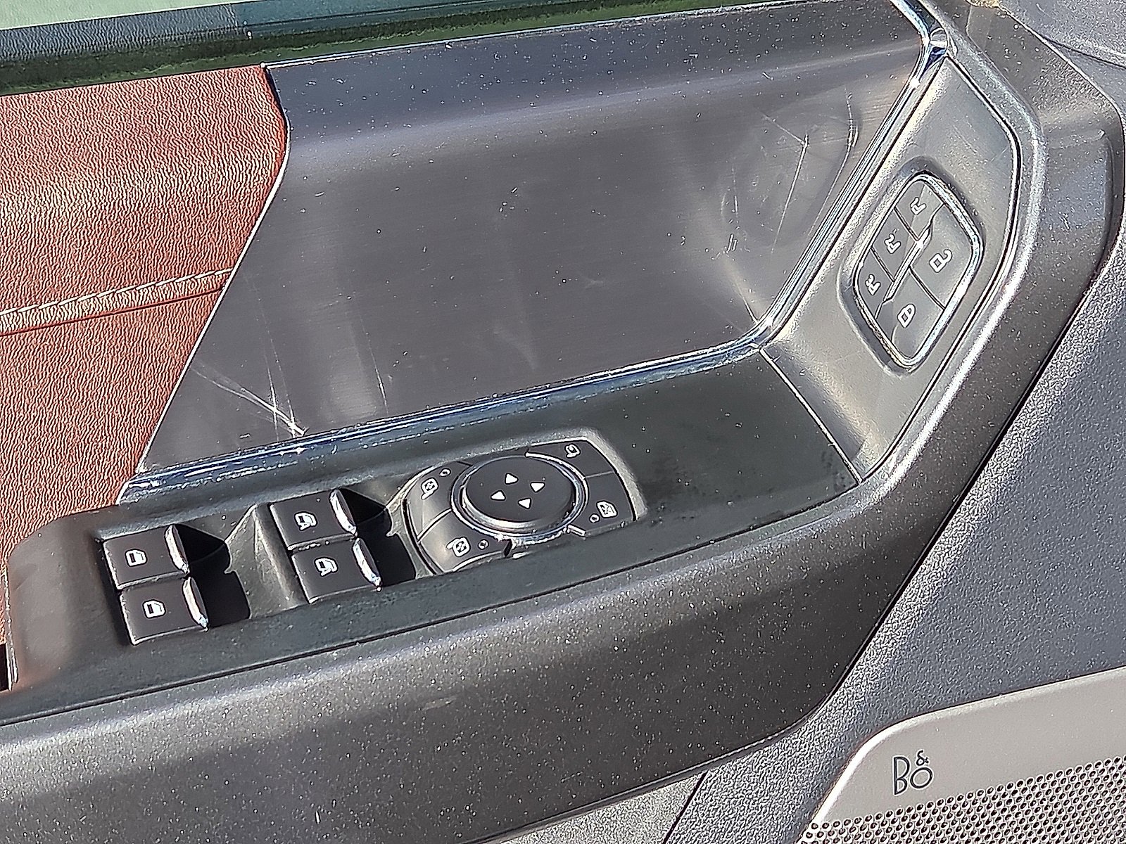 Used 2022 Ford F150 Lariat w/ Equipment Group 502A High image 13