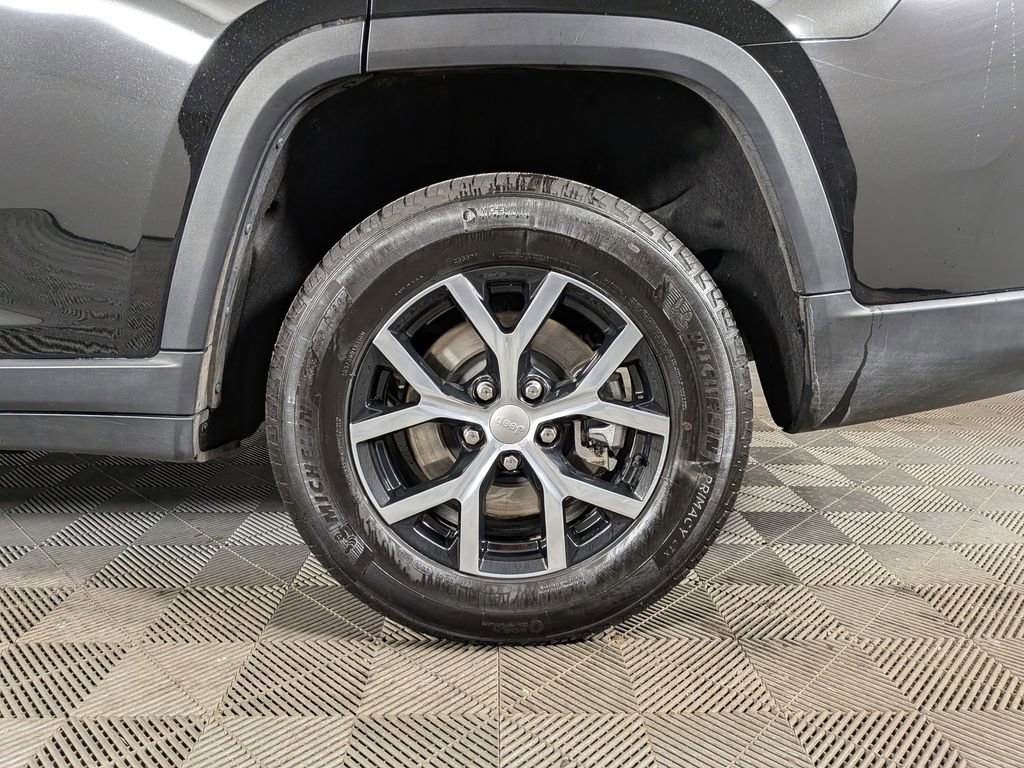 Certified 2023 Jeep Grand Cherokee L Limited image 14