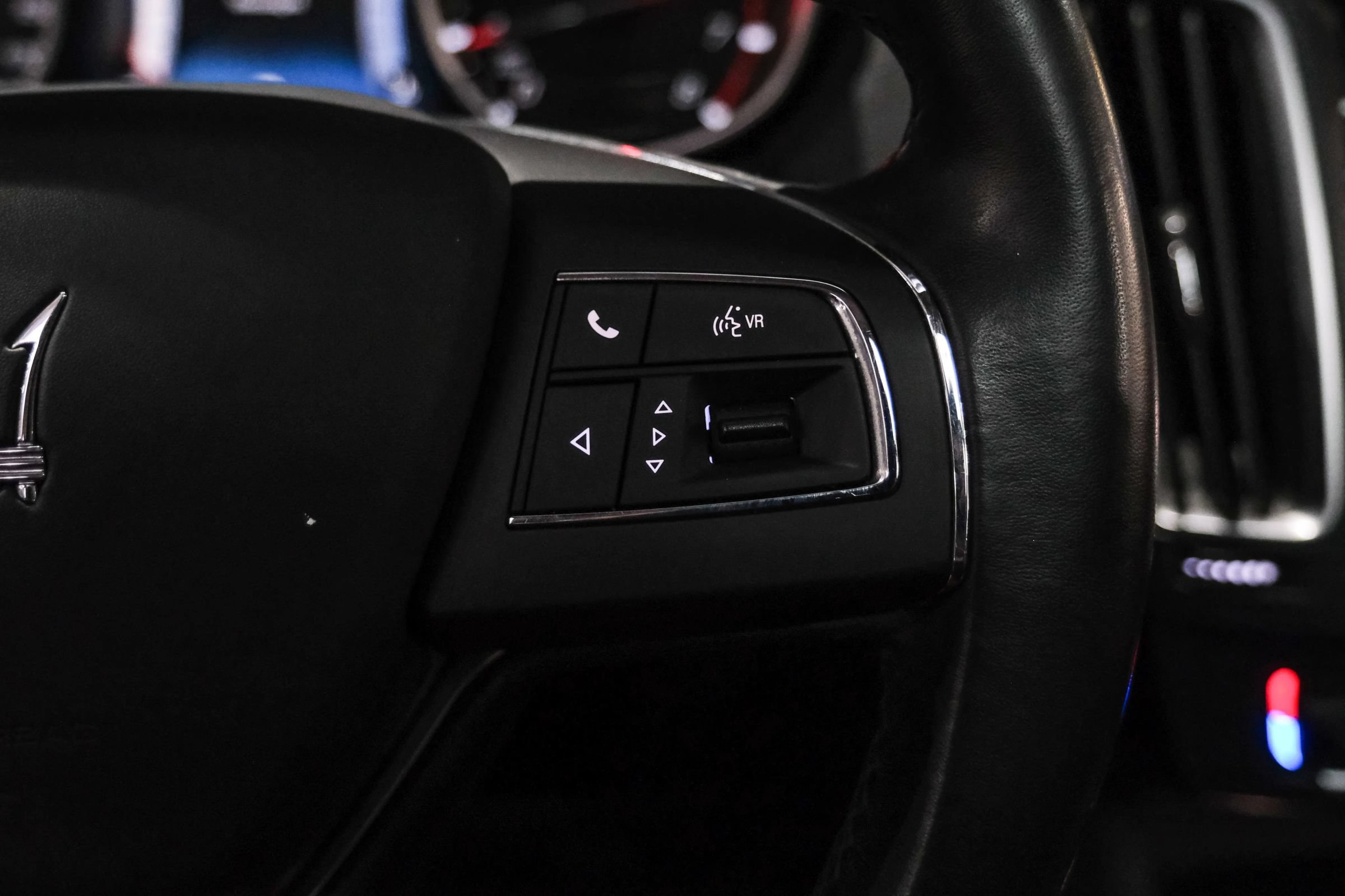 Used 2017 Maserati Levante AWD/4WD image 15