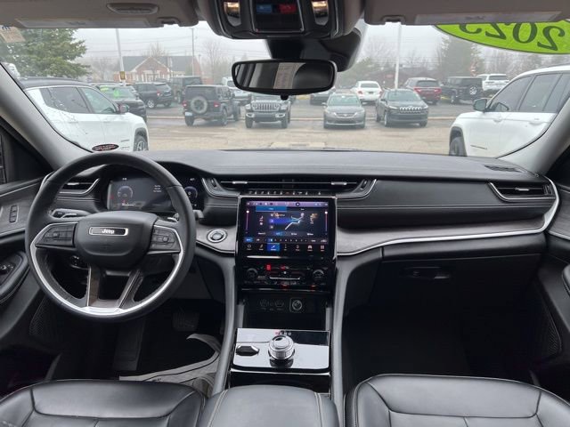 Certified 2023 Jeep Grand Cherokee L Limited image 16