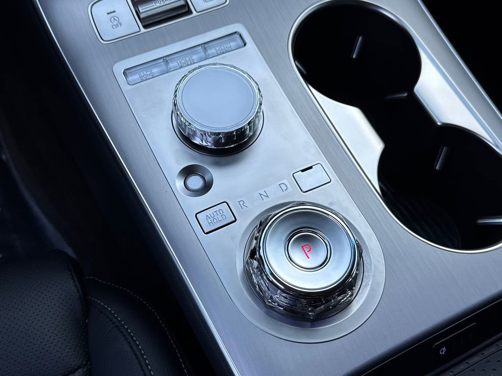 Used 2026 Genesis GV70 2.5T Select AWD/4WD image 32