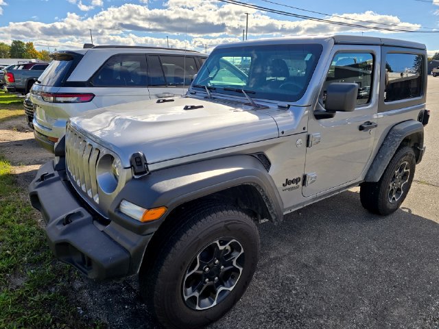 Used 2021 Jeep Wrangler Sport AWD/4WD image 3