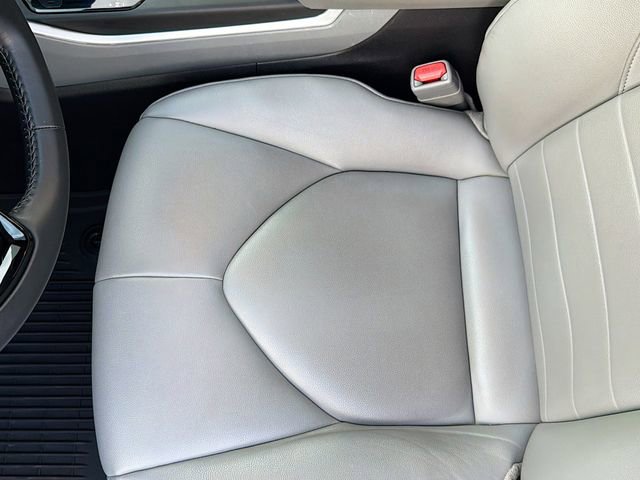 Used 2021 Toyota Highlander XLE image 20