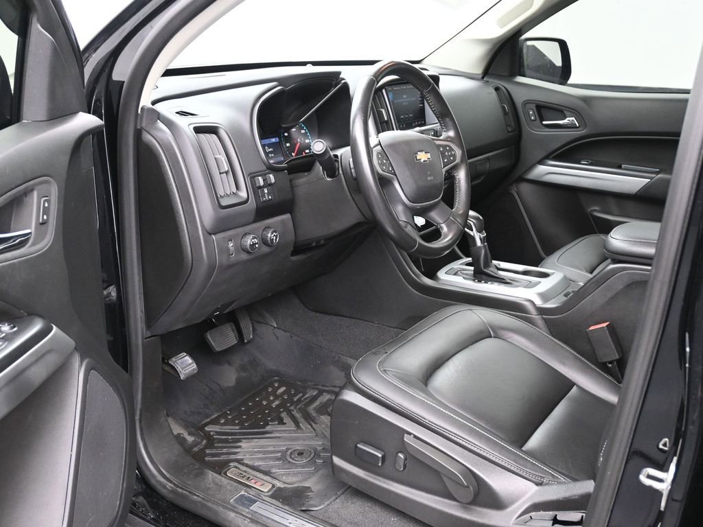 Used 2022 Chevrolet Colorado ZR2 w/ ZR2 Midnight Special Edition image 11