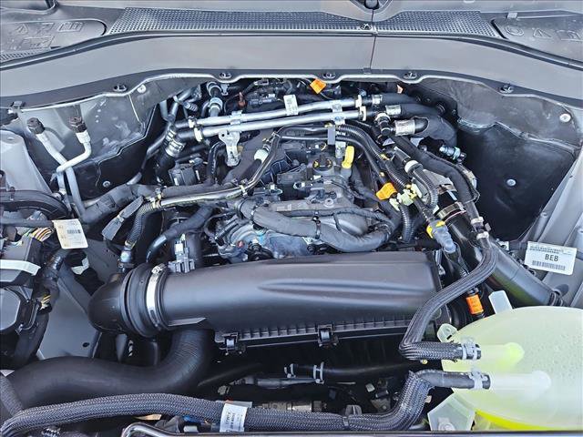 New 2026 Ford Explorer Active w/ Active Comfort Package image 17