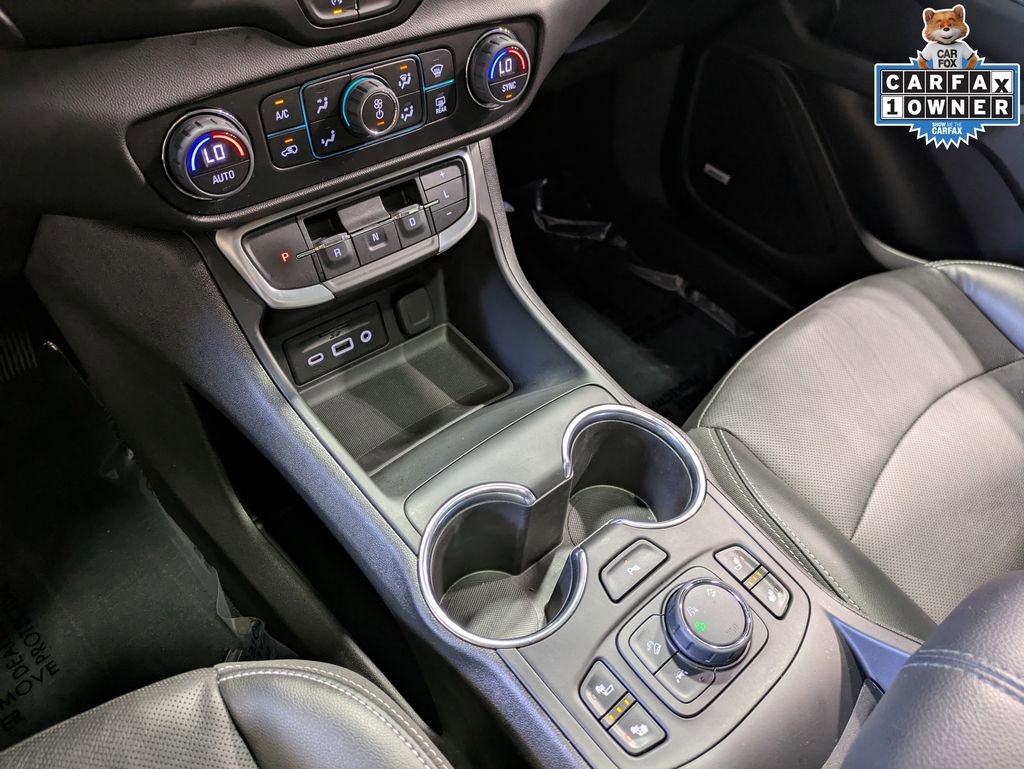 Used 2022 GMC Terrain SLT w/ Infotainment Package II AWD/4WD image 15