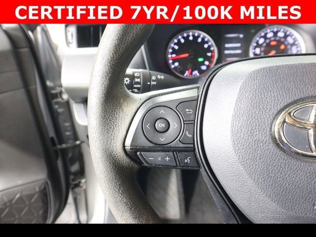 Used 2021 Toyota RAV4 XLE w/ Convenience Package FWD image 19