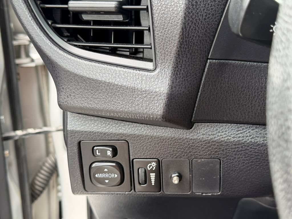 Used 2016 Toyota Corolla L FWD image 26