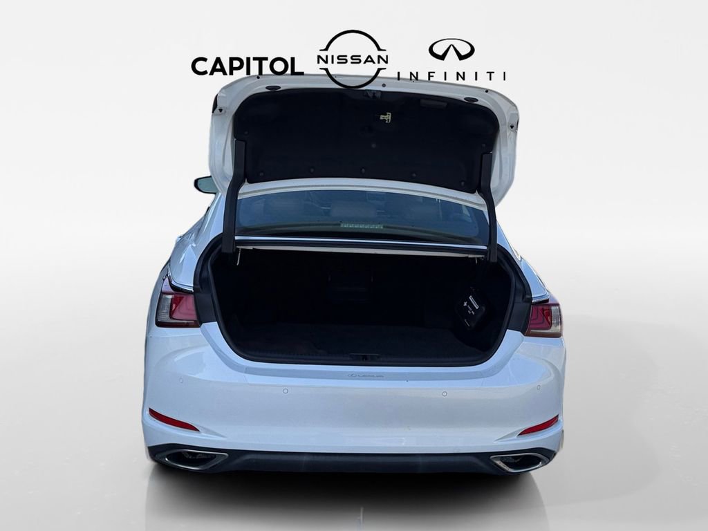 Used 2019 Lexus ES 350 w/ Premium Package image 10