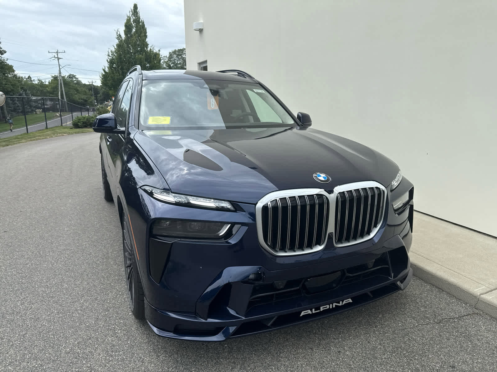 New 2026 BMW ALPINA XB7 image 4