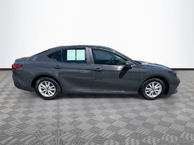 Used 2025 Toyota Camry LE FWD image 8